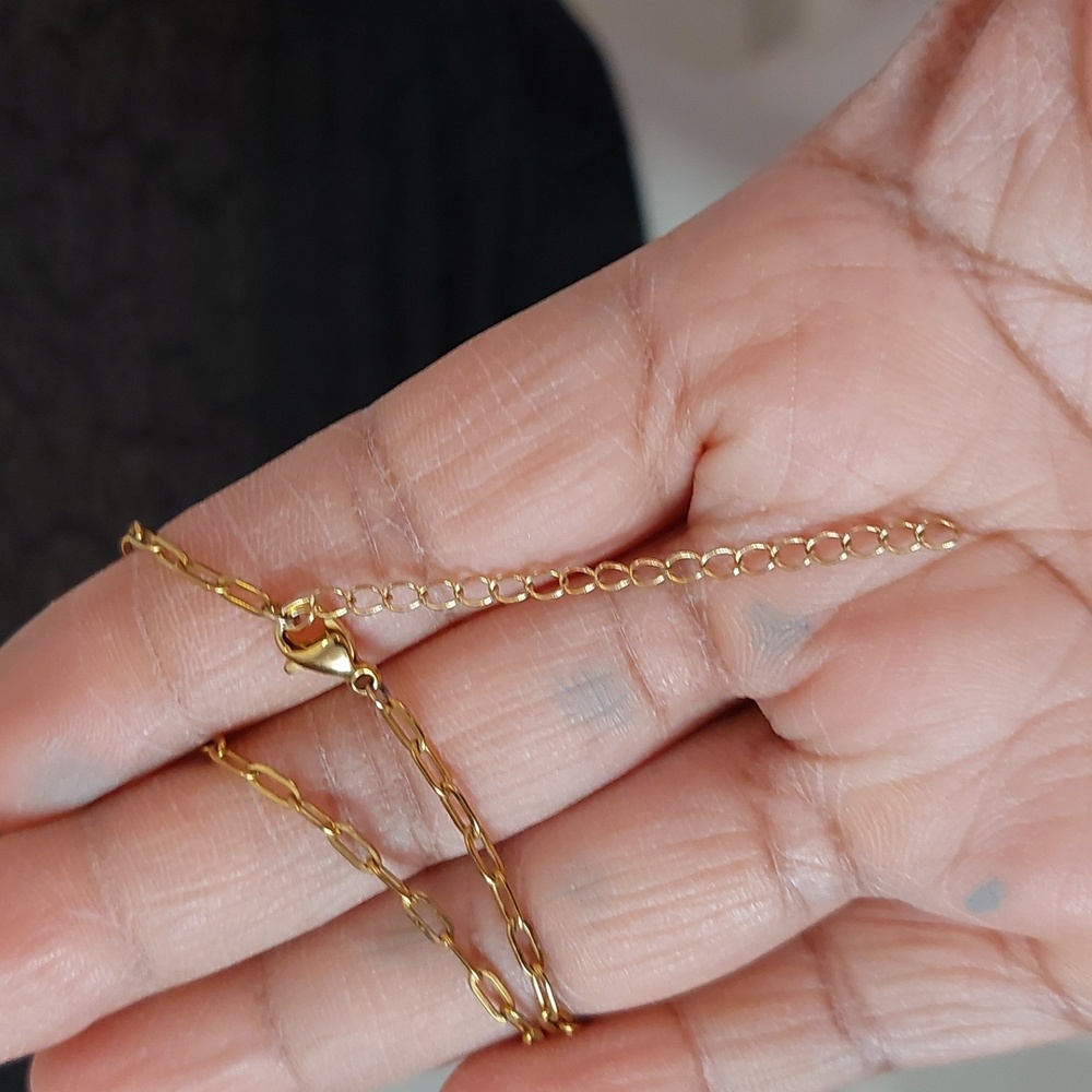 Dainty Letter R Initial Pendant High Gloss Gold Tone Paper Clip Chain Necklace - Picture 4 of 4